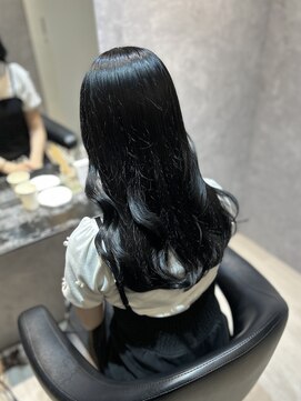 ノア(noa) ブリーチなしでブルーブラック