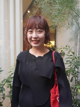 カシ 中目黒(CASI) 秋冬おすすめNo.1 コーラルオレンジ×癖毛風パーマ