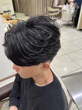 アッシュ 下丸子店(Ash) ニュアンスフェザーパーマミディアムパーマセンターパート