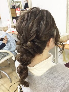 ヘアアンドメイク ゼン ヨコハマ(Hair&Make ZEN YOKOHAMA) 【ZEN横浜関内】ふんわり編みおろしスタイル