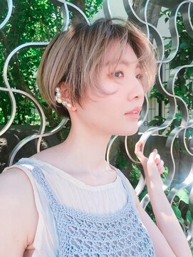 エムスラッシュ みなとみらい馬車道店(M SLASH) M.SLASH馬車道/アンニュイマッシュショート/シャドールーツ