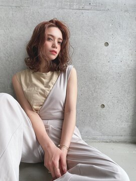 ジーナ 池袋(Zina) 【Zina　池袋】イメチェン毛先パーマ耳かけ×フォギーベージュ