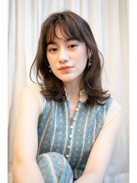 マグノリア オモテサンドウ(MAGNOLiA Omotesando) パーマでイメチェン♪毛先カールのくびれエアリーミディ