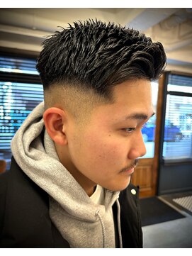 ザナンバースリー 八王子(THE NUMBER THREE) フェード/スキンフェード/濡れパン/アイロンパーマ 【八王子】