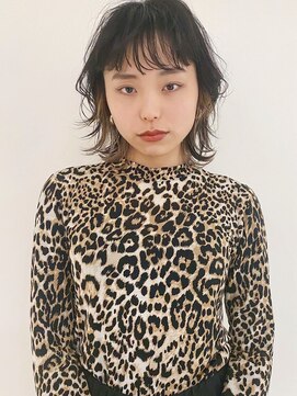 ヌーフェム(nuu fem) 顔まわりカットナチュラルレイヤー小顔カットシルキーベージュ