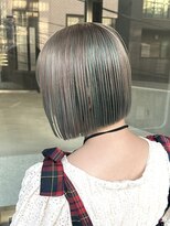 ヲタク(wotaku.)&nbsp;アンブレラカラー/グレージュ/グリーンカラー/ケアブリーチ/ボブ