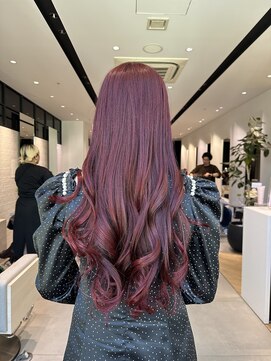 ステア ケース(stair case) 美髪ロング　赤髪　究極の赤へ