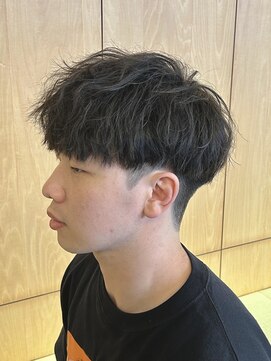 ニアウ 伊勢崎連取店(Niau) 波巻きスパイラルパーマツイストスパイラルパーマシャドウパーマ