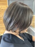艶々オリーブグレージュのショートボブ♪
