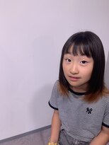 モモ(momo)&nbsp;毛先カラー