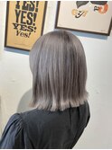 シルバーグレージュ
