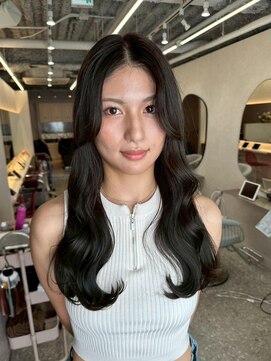 ラルム 新宿(LARME SHINJUKU) ミニウルフ黒染め髪質改善縮毛矯正酸性ストレートレイヤー/新宿