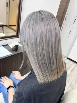 ベルヘアーデザイン 堺東(Belle hair Design) ハイトーン/ケアブリーチ/ブリーチカラー/外国人風/グレージュ