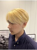 メンズハイトーンブリーチカラーナチュナルセンターパート