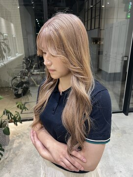 ルィ 名古屋栄(llwy) ミルクティーベージュ