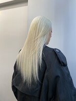 ヴァーディ オモテサンドウ(Vardy omotesando)&nbsp;blonde/抜きっぱなし ブロンド ハイトーン レイヤー