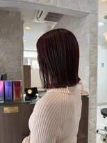 ラ ファブリック(LA FABRIQUE)&nbsp;【大島】切りっぱなしボルドーボブ　髪質改善　縮毛矯正