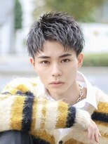 ベーア(Bar)&nbsp;短髪アップバングツーブロック刈り上げスパイキーショート