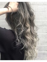 アライブ キチジョウジ(ALIVE Kichijoji)&nbsp;【ALIVE吉祥寺】プラチナシルバー×ホワイトグレージュ◎