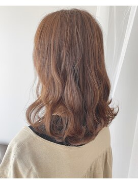 ユルフ(yulf) 夏に向けて【明るめベージュ】♪[津市/津駅/久居/久居駅]