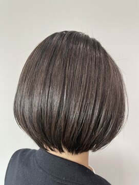 バトー バイ トリコ 船橋北口店(BATEAU by tricot) #大人ボブ#ダークトーン