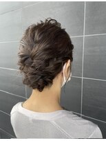 アチーブリス(achieve Liss) ヘアセット アップ編み込みくるりんぱ ミディアム黒髪暗髪