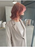 ピンクベージュ
