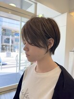 ビューエヒメ(VIEW EHIME)&nbsp;大人ラフウェーブ20代30代40代ボブブラウンスウィングショート