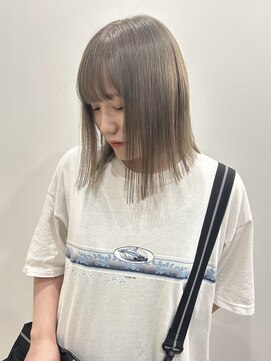 ゼストララ(ZEST Lara) オリーブベージュ【吉祥寺】斎藤百花