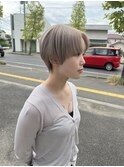ミルクティーベージュ