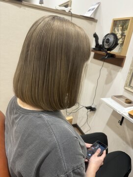 ツリーズ(Trees) ミルクティーグレージュ