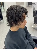 センターパートウルフスパイラルパーマ