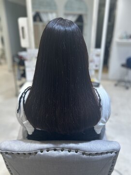 アルブル エト シミー(Arbre et chimie) ミディアムヘア/暗めカラー/グランマッシュ/東村山