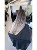 ラヴェ(LAWE.) ブロンド系バレイヤージュ