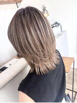 アーブルポンテ(ARBRE ponte)&nbsp;ブリーチハイライトレイヤーボブ