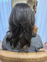 ラナ(LANA)&nbsp;軽やかロングレイヤースタイル
