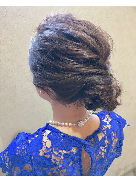 DRESS hair&make海外セレブ風まとめ髪アレンジ