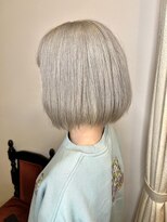 アイズニューヨークプレミアムトヤマ(I's New York PREMIUM TOYAMA)&nbsp;ホワイトベージュ