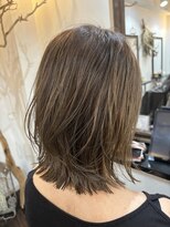 ラマナ(Lamana)&nbsp;軽めミディアムボブ