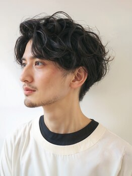 ハイト(Height)の写真/《眉カット&ヘッドスパ付メンズカット》で印象UP！仕事終わりもOK◎人気のツーブロック/刈り上げもお任せ♪