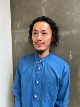 カエルムアヴェダ(CAELUM AVEDA) ウェイビーツーブロックボブ。