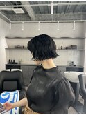 癖毛を活かしたショートボブ×暗髪グレージュア