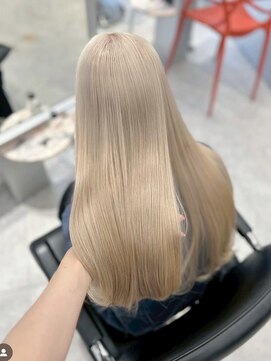 ペレ 梅田(PELE) ミディアムヘア/暗めカラー/グラン マッシュ/梅田