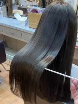 フィル(Fil HAIR and SPA)の写真/【月曜日も営業/ミネコラ導入店】“Fil”のトリートメントで髪質改善◇上質な施術でエイジングケア◎