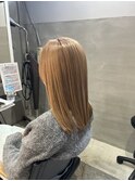 20代　切りっぱなし　ブリーチなし　ハイトーン