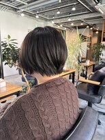 バトー バイ トリコ 船橋北口店(BATEAU by tricot)&nbsp;ショートボブ×ネイビーブルー