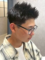 ディスイズバーバーフォース(THIS IS BARBER 4th)&nbsp;ツーブロック メンズショート 刈り上げ 束感 20代 アップバング