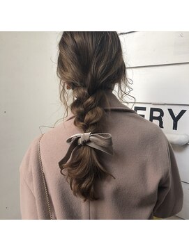 ザ シー 海老名(The C) [The C 岩崎あつき] お洒落で可愛い◎編みおろしアレンジ