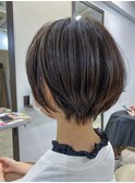 小顔ひし形シルエット◎まんまるくびれショート