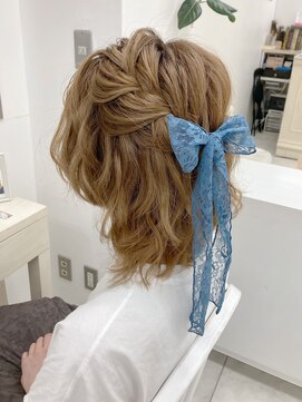 リサ 恵比寿(risa.) 編み込みダウンアレンジ